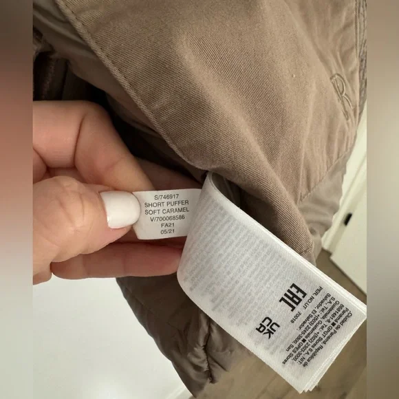 NWOT Banana Republic Short Puffer Jacket Down filled - Picture 6 of 6